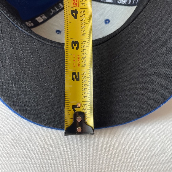 Toronto Blue Jays 59FIFTY Cap in Size 7 (55.6cm) - Picture 8 of 8